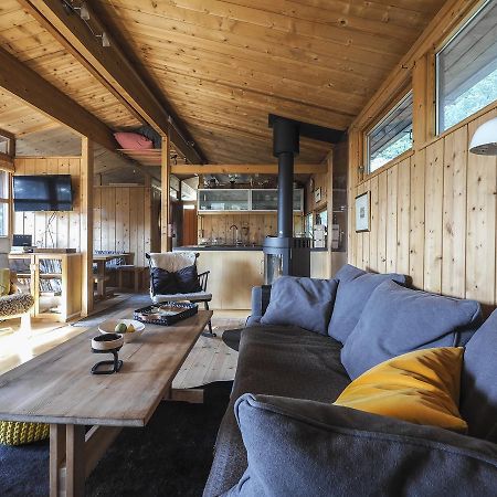Lovely Cabin In The Capital Area With Hot Tube Hafnarfjörður المظهر الخارجي الصورة